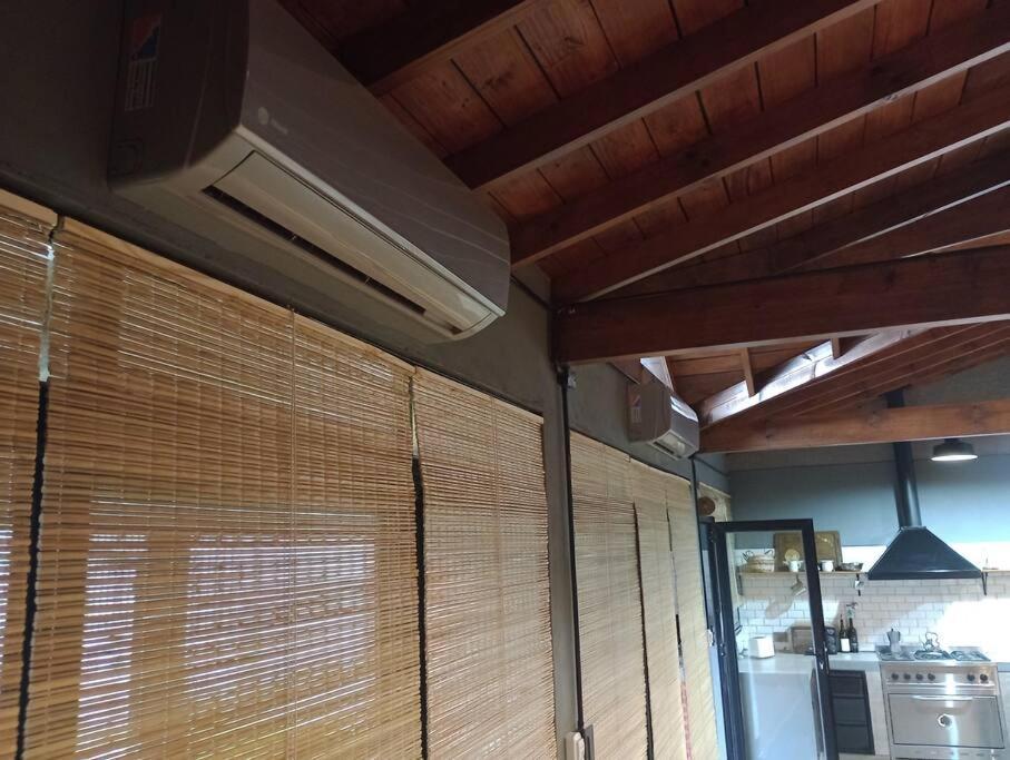 Appartamento Escala Ezeiza Loft Con Desayuno Luis Guillon Esterno foto