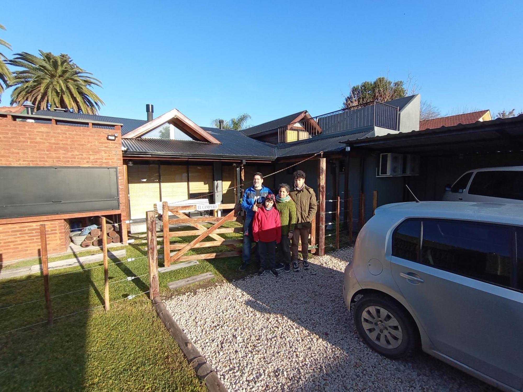 Appartamento Escala Ezeiza Loft Con Desayuno Luis Guillon Esterno foto